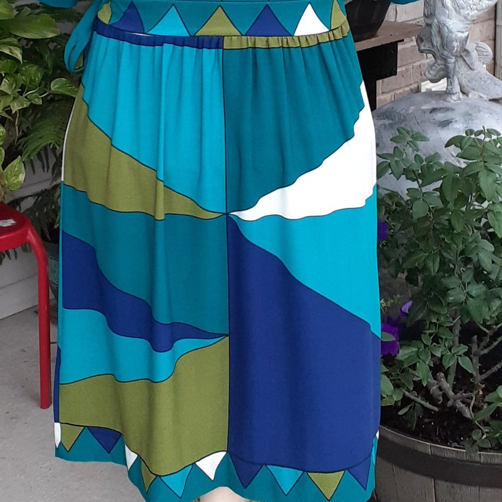 NEW DIRECTION DRESS - Picture 6 of 6